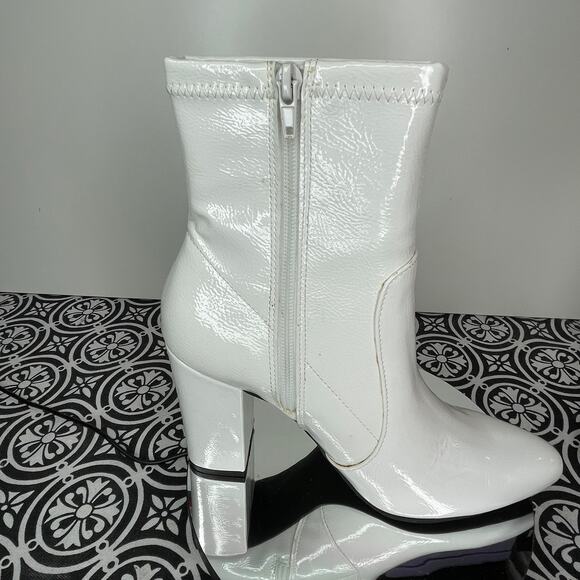 Wild Pair Becci Sock Booties white 8.5m - Picture 8 of 14